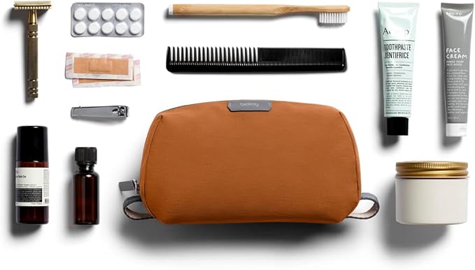 Bellroy Toiletry Kit (Unisex Toiletry Bag, Zipper Closure, Water-Resistant Lining, Toothbrush Sleeve with Magnetic Closure, Internal Mesh Pocket Organization) -Bronze