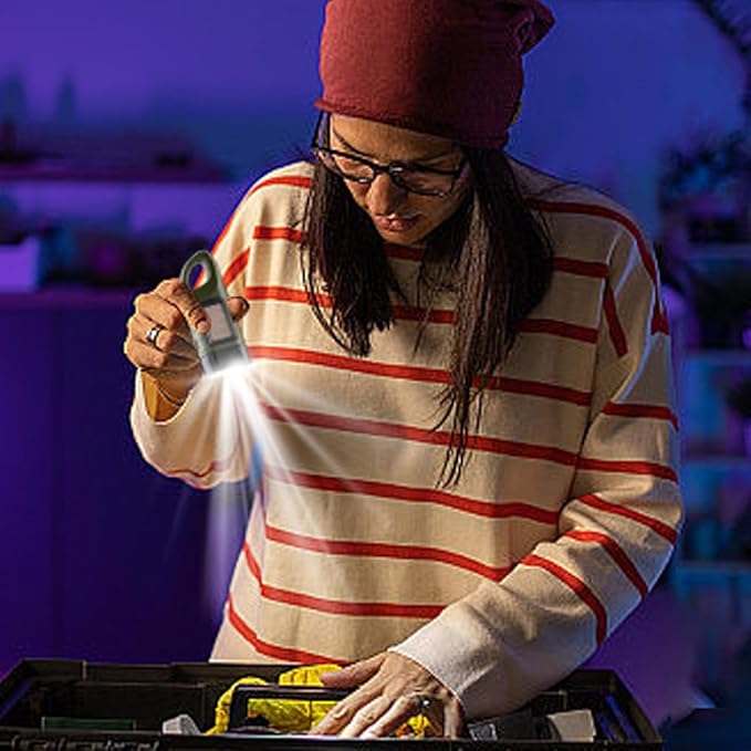 TOCH Hand Crank Solar Powered Flashlight LED Flashlight Emergency Lights for Outdoor Sports Hiking Camping