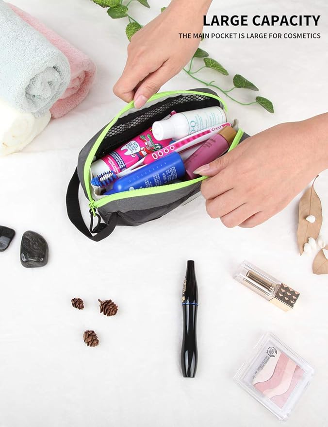 GOX Travel Toiletry Bag,Dopp Kit Case,Ultra-Light Cosmetics Bag Makeup Organizer(Black)