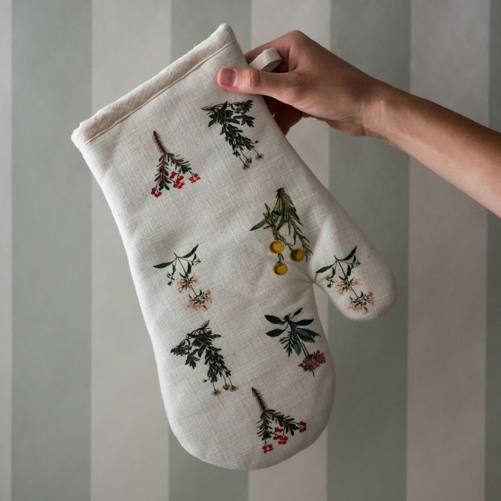 Elegant Vintage Oven Mitt - Heat Resistant Oven Glove with Botanical Print - Perfect for BBQ, Baking, Cooking and Grilling