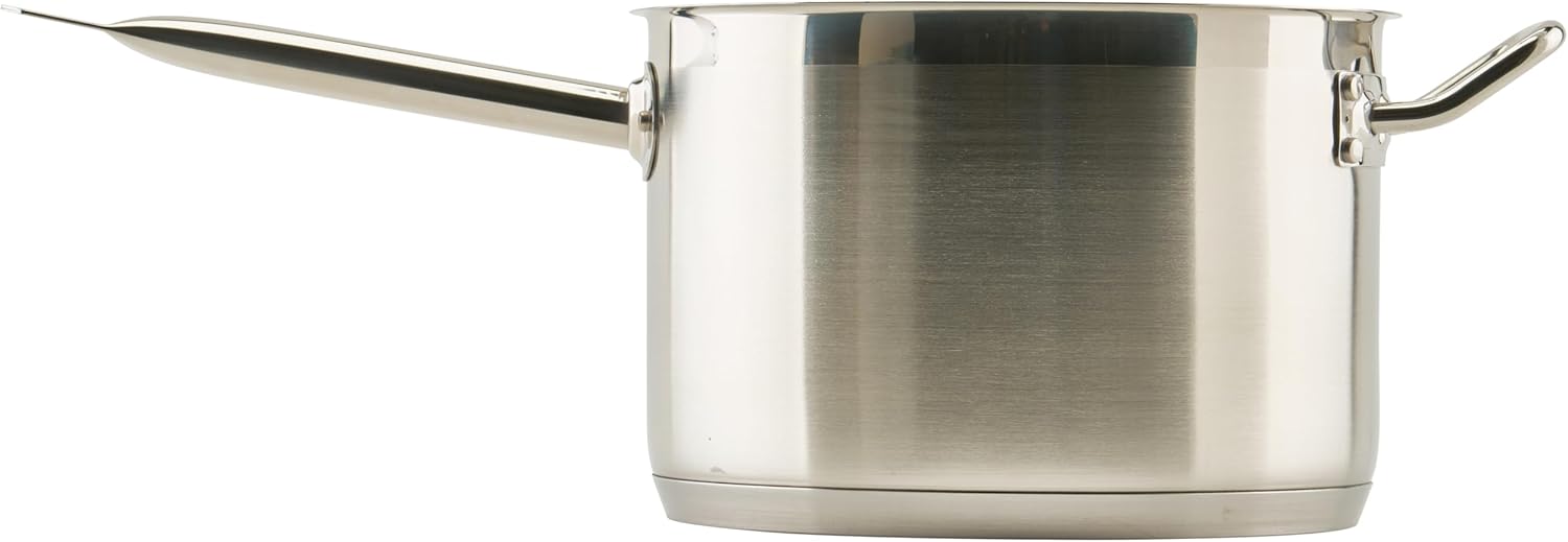 Winware Stainless Steel 7 Quart Sauce Pan with Cover