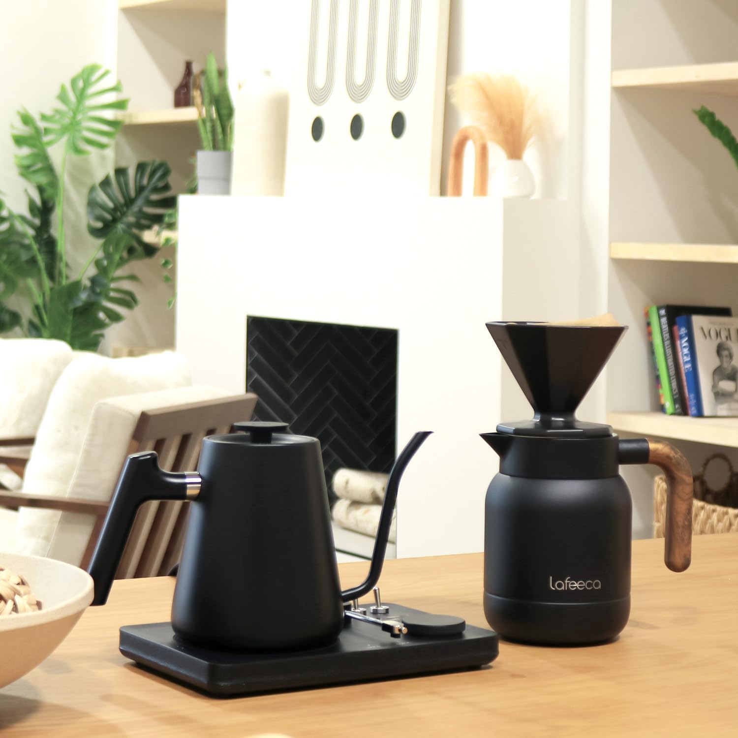 DJ Electric Gooseneck Kettle - Pour Over Coffee & Tea - Turntable Design - Water Boiler - Quick Heating & Temperature Control - Black