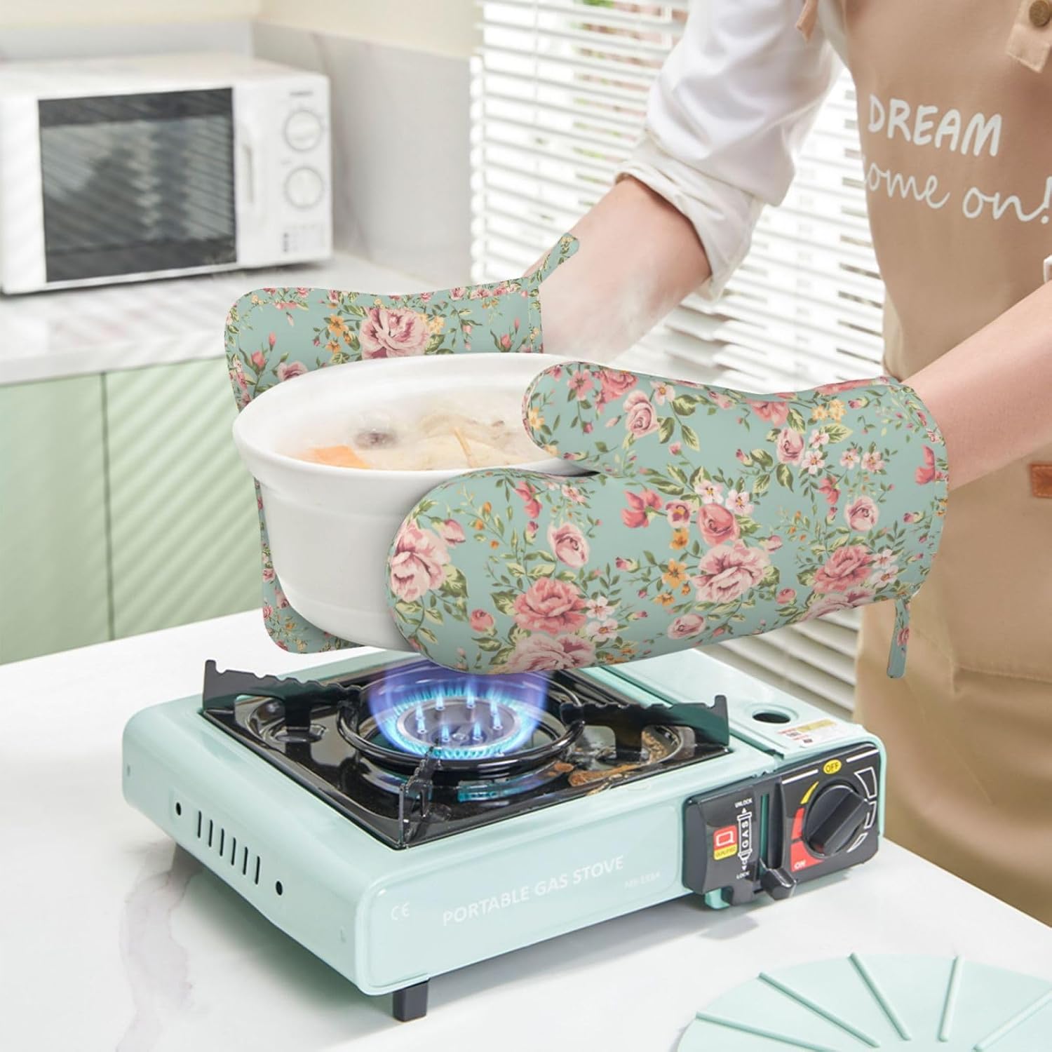 Pink Flower Oven Mitts Pot Holders Set Silicone Vintage Spring Romantic Bloom Floral and Leaf Green Kitchen Oven Mitts Heat Resistant Potholders Non-Slip 4pcs Hot Pads and Oven Gloves Sets