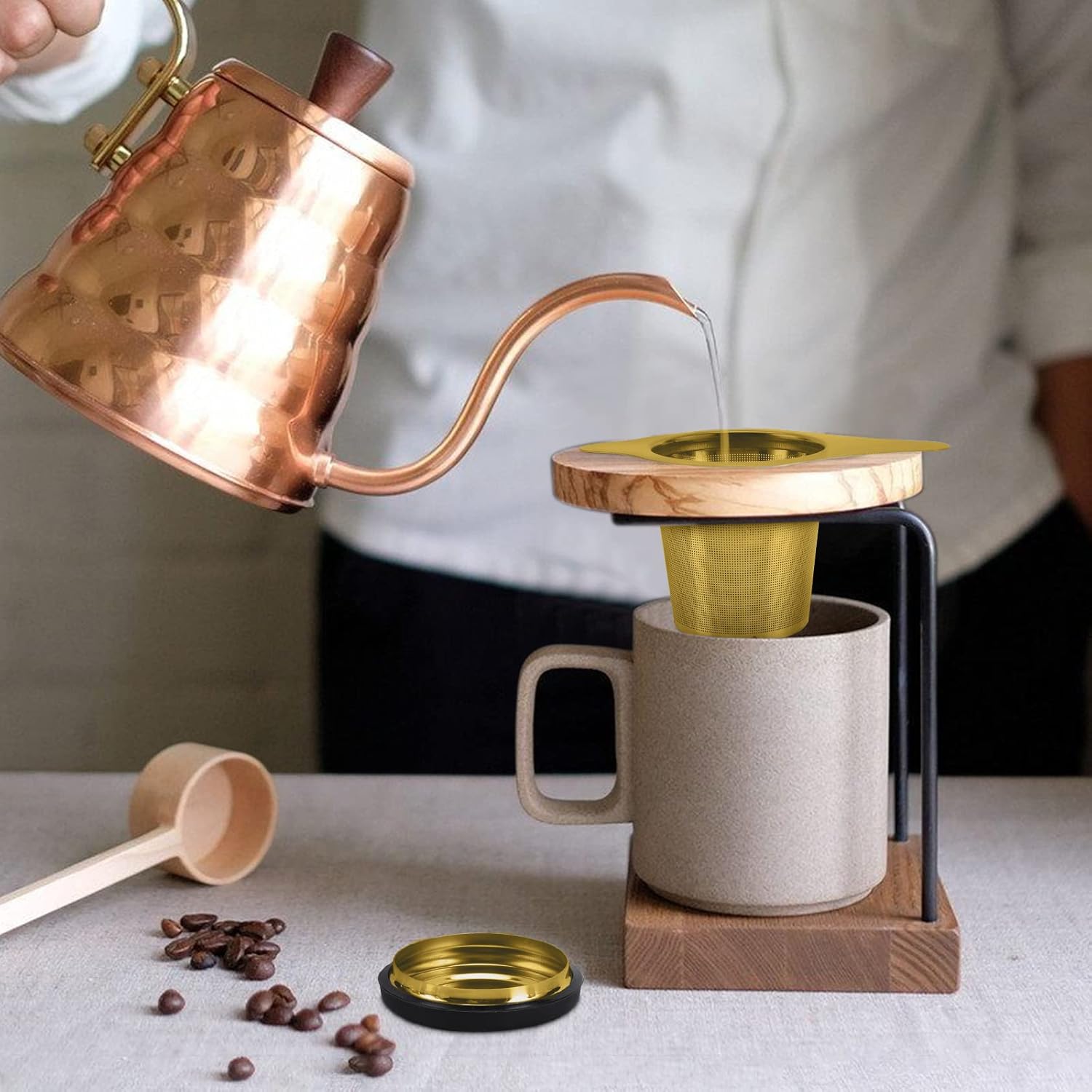 Tea Infuser Basket Stainless Steel Tea Strainer Tea Filter With Small Strainer And Lid Tea Diffuser For Loose Tea Superior Brewing Experience (One pack gold)