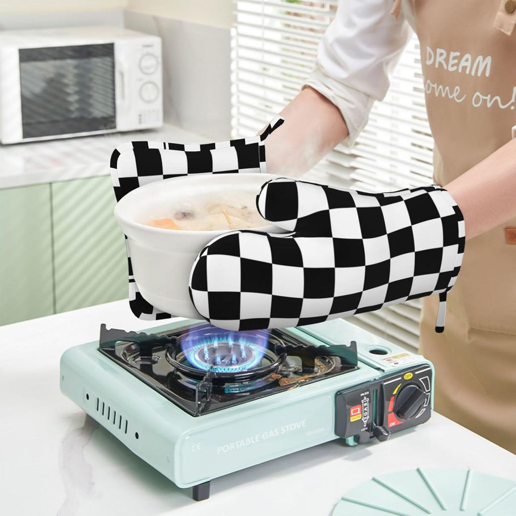 Black White Check Plaid Oven Mitts and Pot Holders Sets Silicone Black and White Checkered Plaid Kitchen Mitts Potholders Heat Resistant 4Pcs Oven Gloves Hot Pads for Cooking Grilling