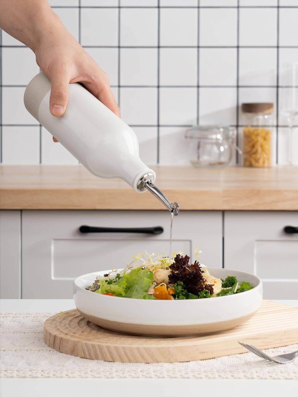 famiware Milkyway 16oz Ceramic Olive Oil Dispenser Bottle, 1 Piece Oil Dispenser for Kitchen with Stainless Steel Pourers, Suitable for Storage Vinegar, Soy Sauce, Coffee Syrup, Liquids, White