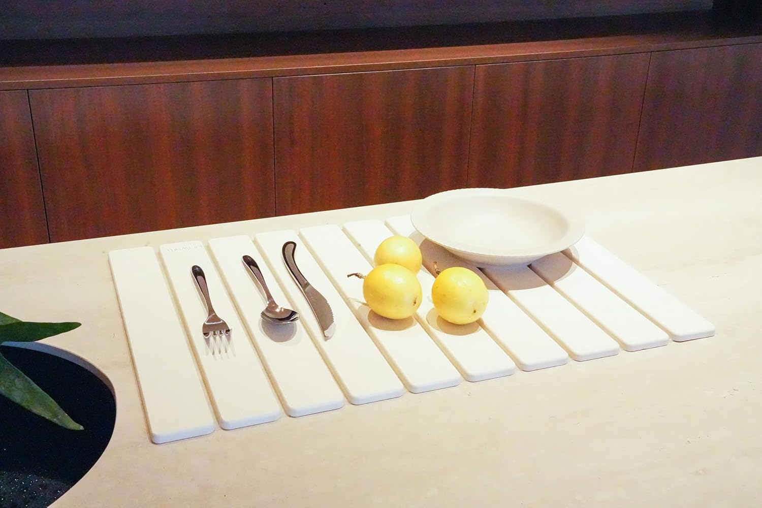 Stone Drying Mat for Kitchen Counter, Large Stone Dish Drying Mats Foldable, Ultra Absorbent Diatomaceous Earth Mats for Kitchen Dishes Bottles Cups Bathroom, 24x16 Inch (White drying mat, Large)