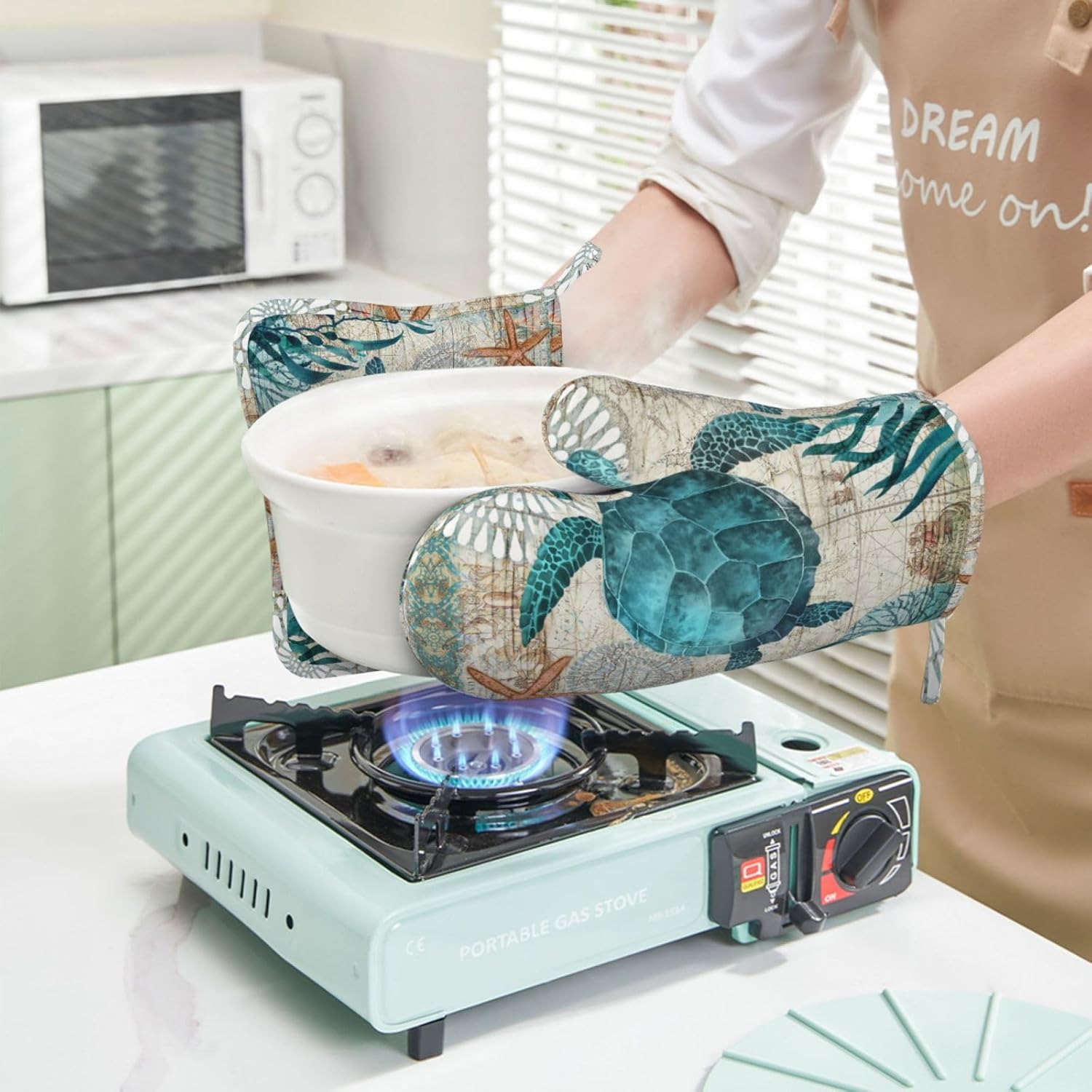 Sea Turtle Ocean Animal Landscape Oven Mitts and Pot Holders Sets Silicone Sea Turtle Kitchen Mitts Potholders Heat Resistant 4Pcs Oven Gloves Hot Pads for Kitchen Grilling