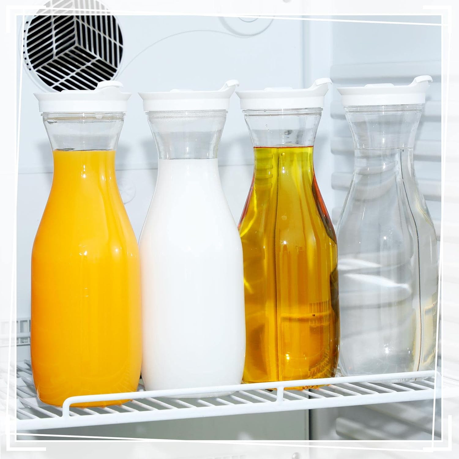 Gejoy 24 Pcs Plastic Water Carafe with Lids 32 oz Clear Juice Pitchers for Mimosa Bar Drinks Milk Iced Tea Beverage Containers for Home Restaurant School Fridge, Not Dishwasher Safe (White Cap)
