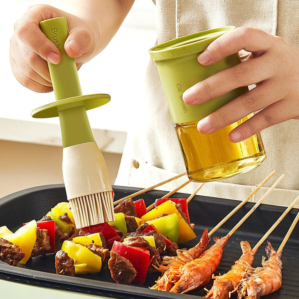 Glass Oil Dispenser with Heat Resistant Brush,Oil Dispenser Bottle with Silicone Pastry Brush for Kitchen,Cooking Vinegar and Sauce BBQ Grill Frying (Oil Dispenser-Green)