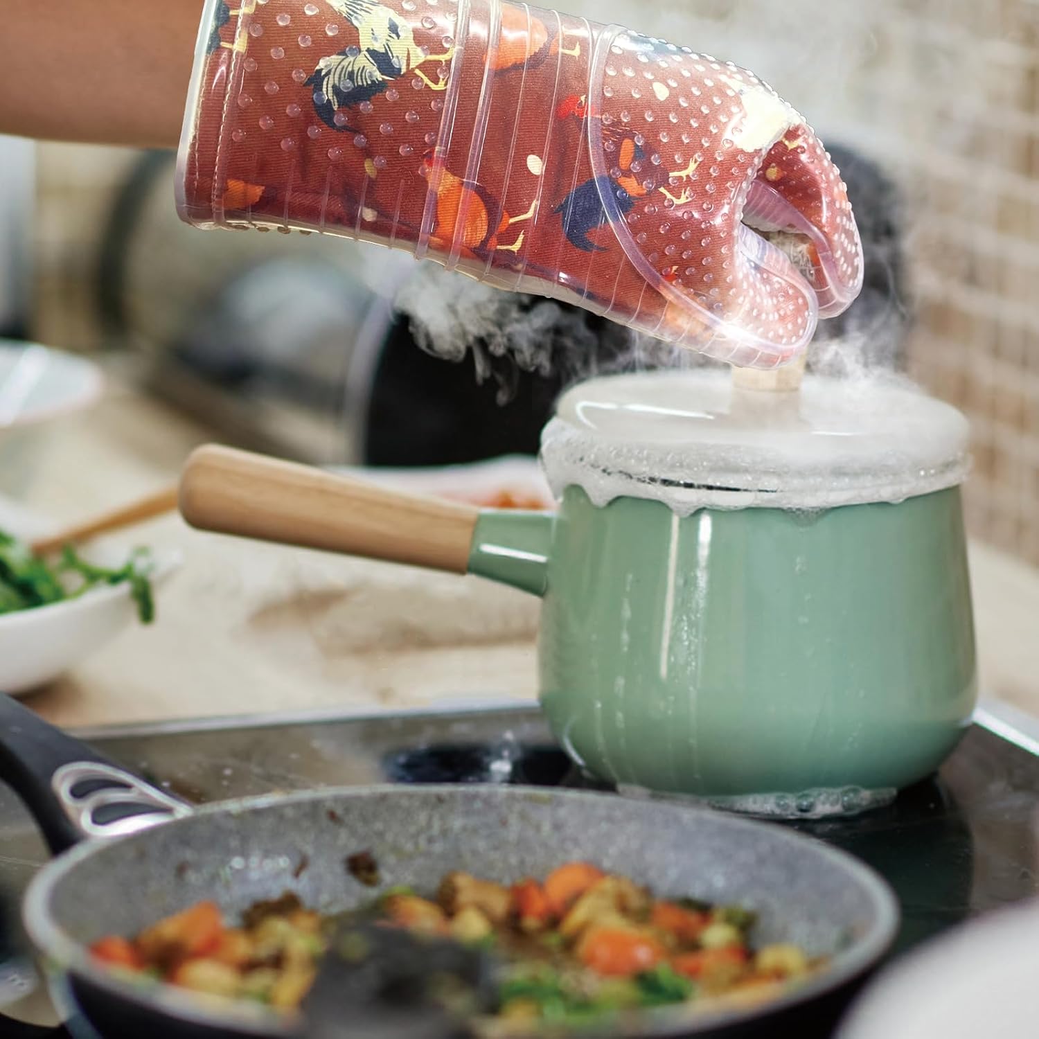 RED LMLDETA Oven Mitts Set of 2 with Transparent Clear Silicone Shell and Nice Shell Flower Cotton Lining, Heat Resistant to 500 F Kitchen Oven Gloves Pot Holder for Cooking (Rooster, Oven Mitts)