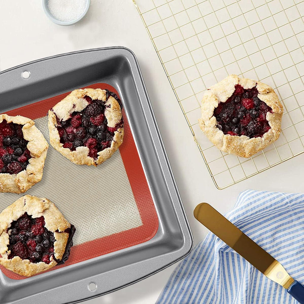 Silicone Baking Mats for 8 inch Square Cake Pan, Non-stick Reusable Cookie Sheet Liner for Baking Pan, Professional Food Grade Oven Liner Sheets Mats for Bread/Toast/Pastry/Cookie/Pie/Pizza 2 PCS 8x8