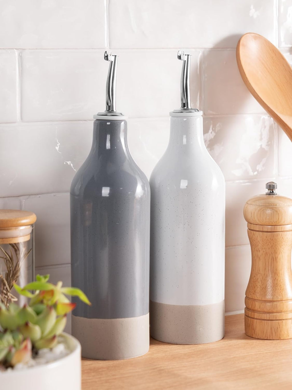 famiware Milkyway 16oz Ceramic Olive Oil Dispenser Bottle, Olive Oil and Vinegar Dispenser Bottle Set of 2 with Stainless Steel Pourers, Suitable for Storage Vinegar, Liquids, Light Gray and Dark Gray