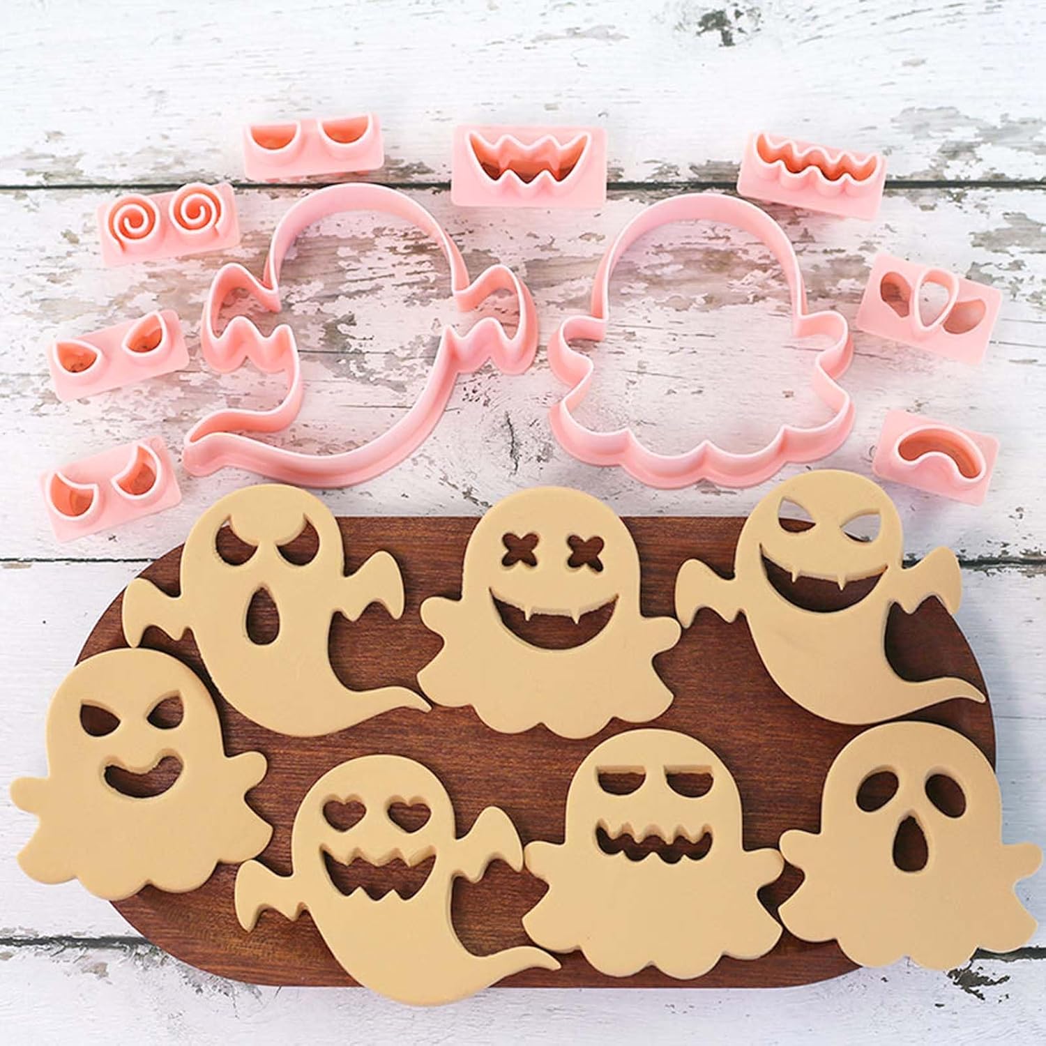 Mini Ghost Cookie Cutters, DIY 3d Halloween Raised Design Cookie Stamps, Cookie Cutter Set suitable for Frosting Decoration, Mini Gingerbread Pie Molds, Day of The Dead Decorations (Ghost)