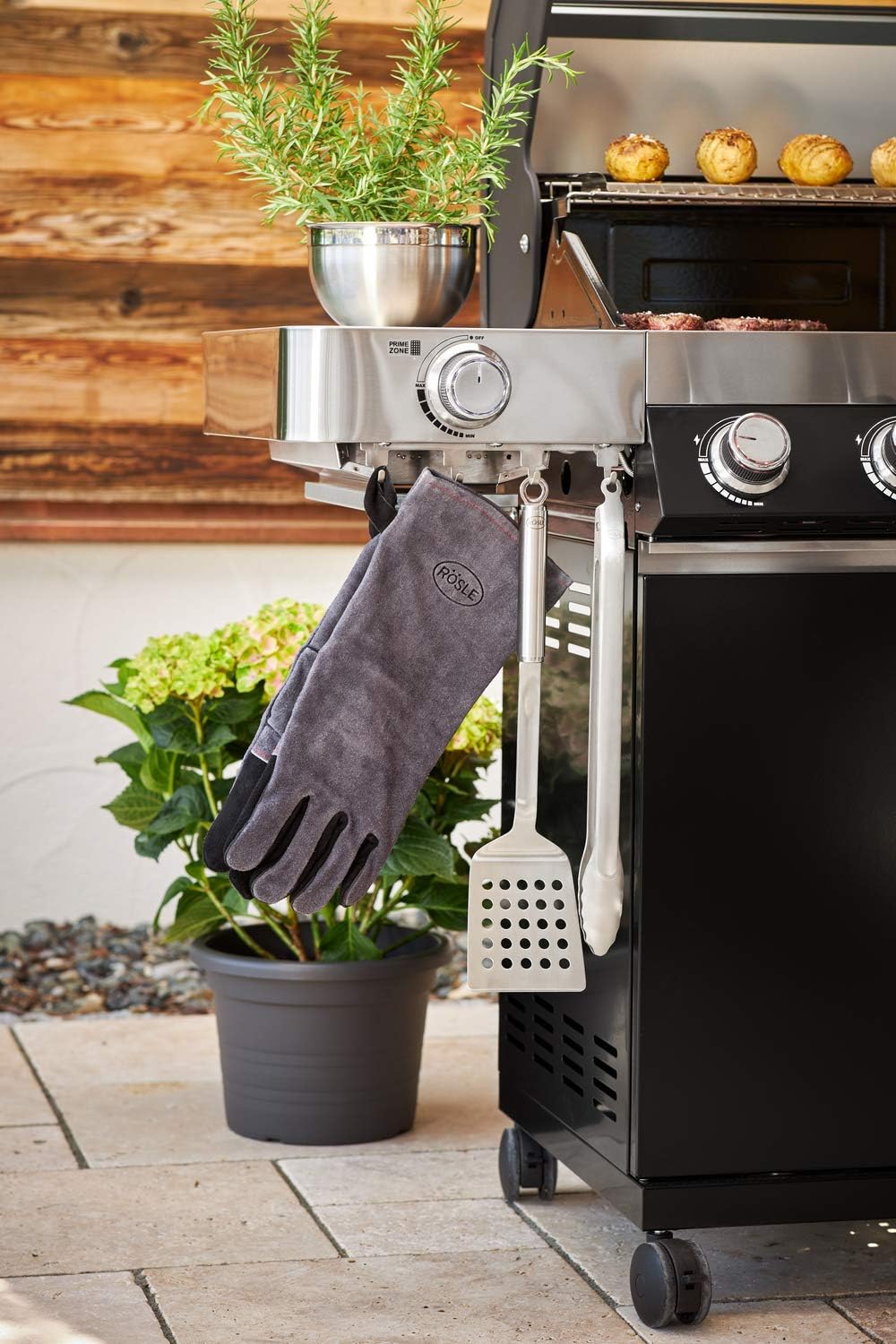 Rösle Stainless Steel Lock and Release Click Tongs, 17-inch