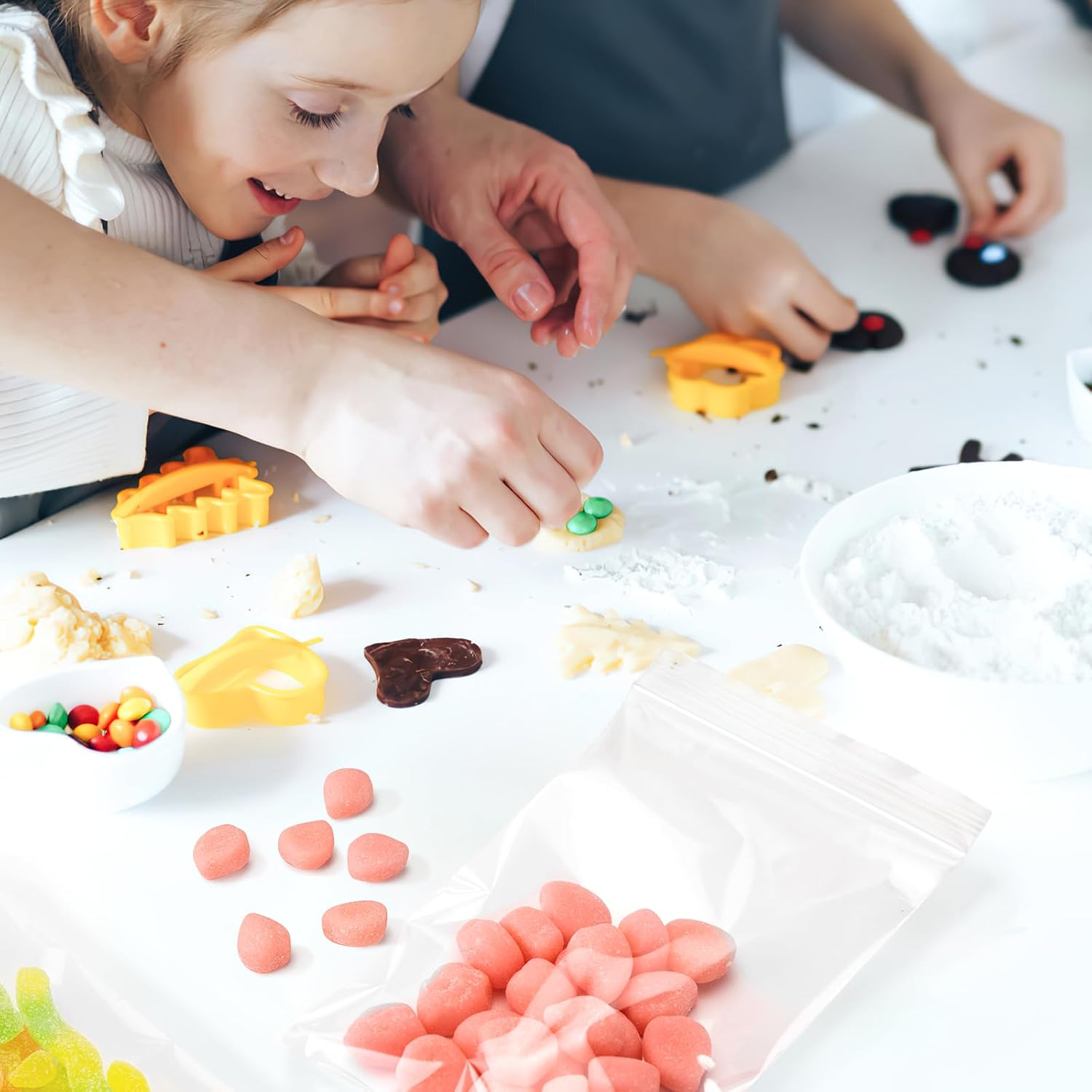 160Pcs 5x7 Inch Clear Zip Bags, Small Plastic Baggies for Jewelry, Food, Crafts, Packaging, DIY, Storage