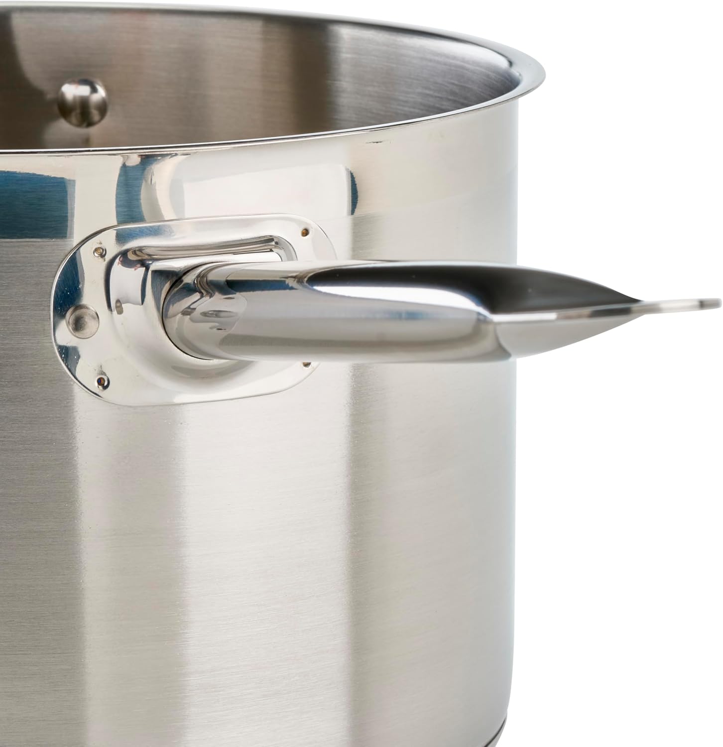 Winware Stainless Steel 7 Quart Sauce Pan with Cover