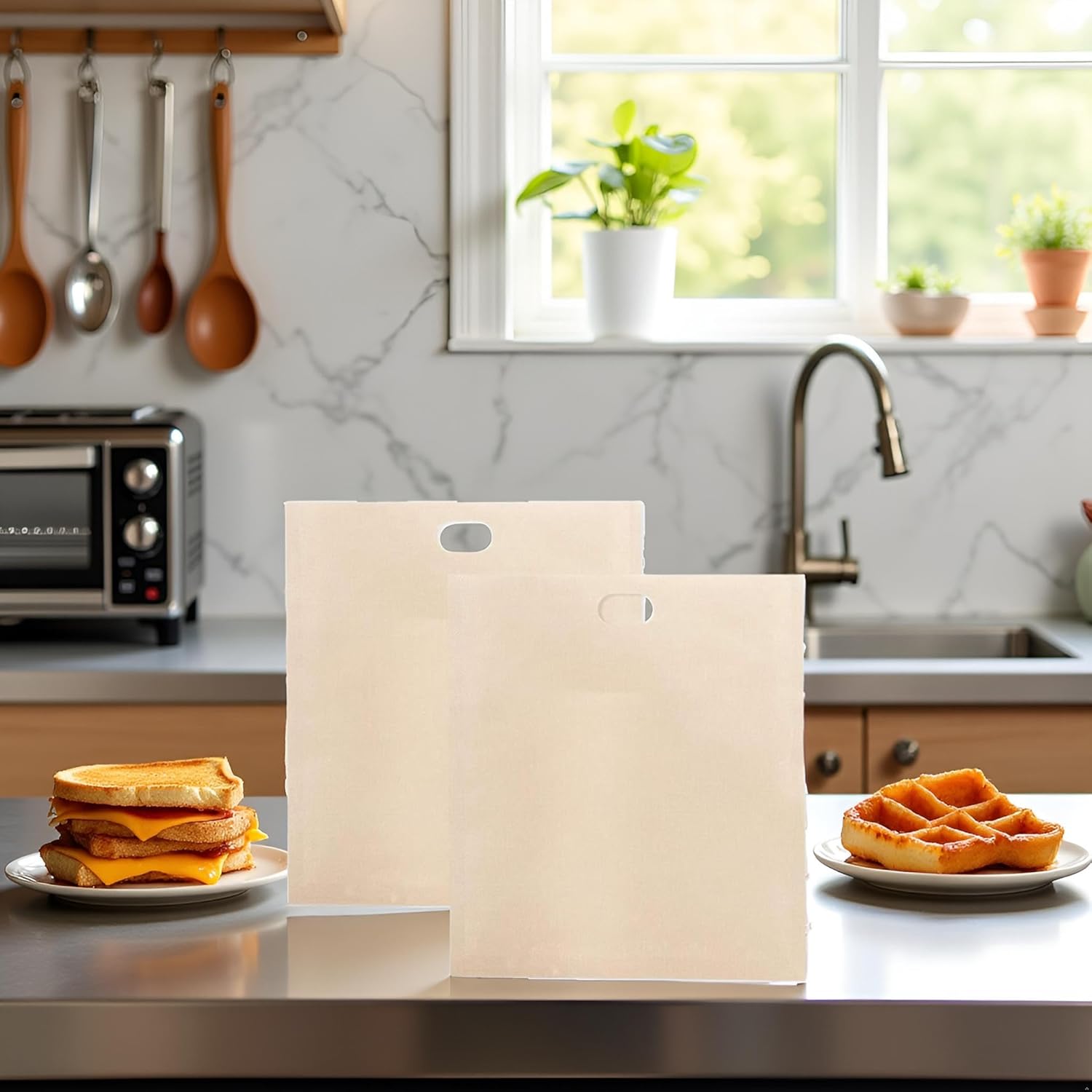 2 Pcs Yellow Toaster Bags for Grilled Cheese Sandwiches Baked Toast Food Bags Made Easy Reusable Size 16 * 18cm Comfortable and Environmentally Toaster Oven Cookware