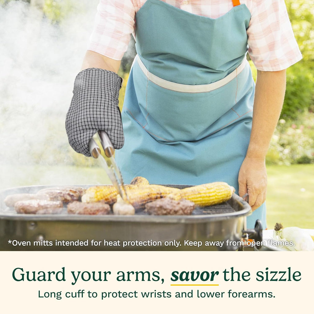 Cuisinart Heritage Kitchen Oven Mitts – Heat-Resistant Kitchen Mitts for Oven with Non-Slip Neoprene Palm, Long Cuff, and Cotton Filling – Durable Oven Gloves for Cooking, Baking, & Grilling