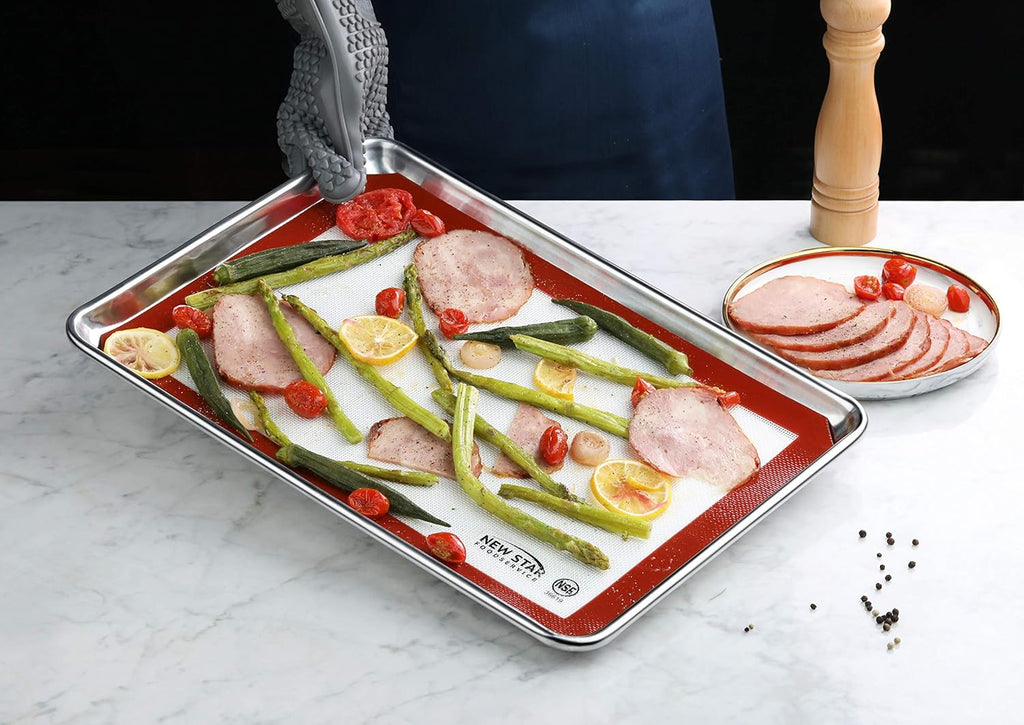 New Star Foodservice 36619 Commercial Grade Silicone Baking Mat Non Stick Pan Liner, 11 x 17 Inch (Half Size)