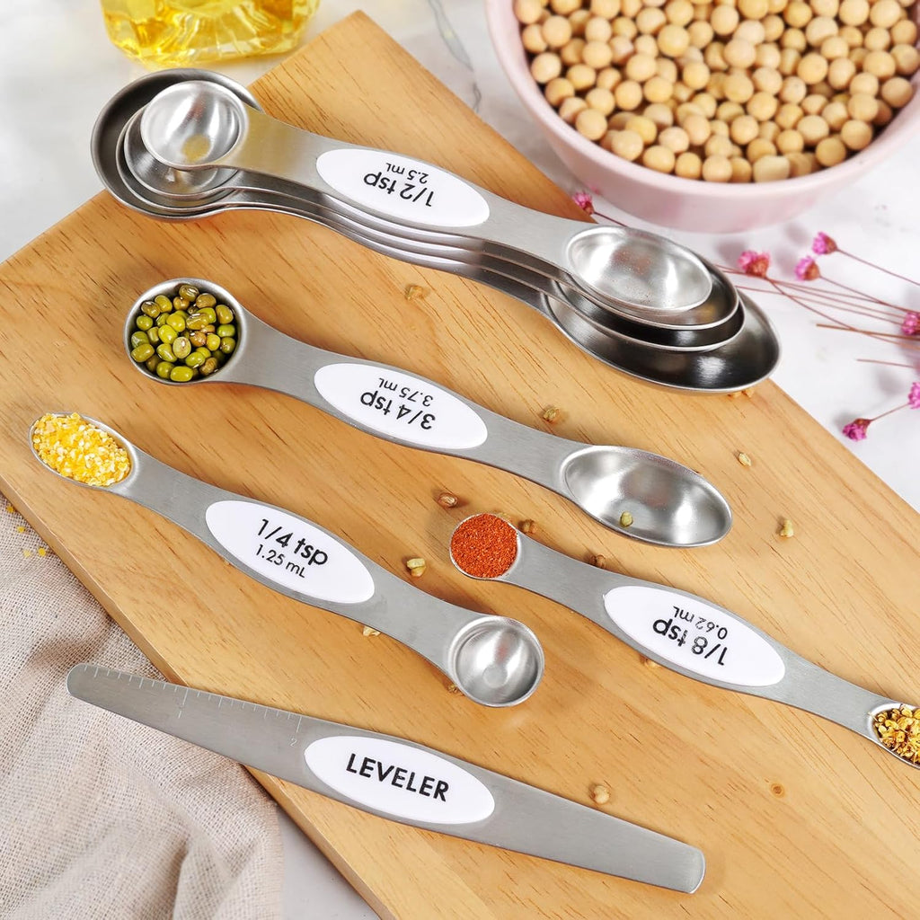 18 Pieces Measuring Cups and Spoons set, Includes 10 Stackable Measuring Cup with Lid and 8 Magnetic Measuring Spoons, for Liquid and Dry Ingredient, BPA Free (White)