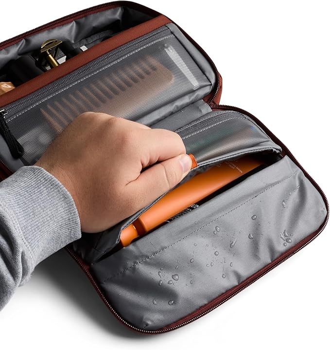 Bellroy Hanging Toiletry Kit (hanging 3 liter toiletry bag for men and women, and designed for travel) - Clay