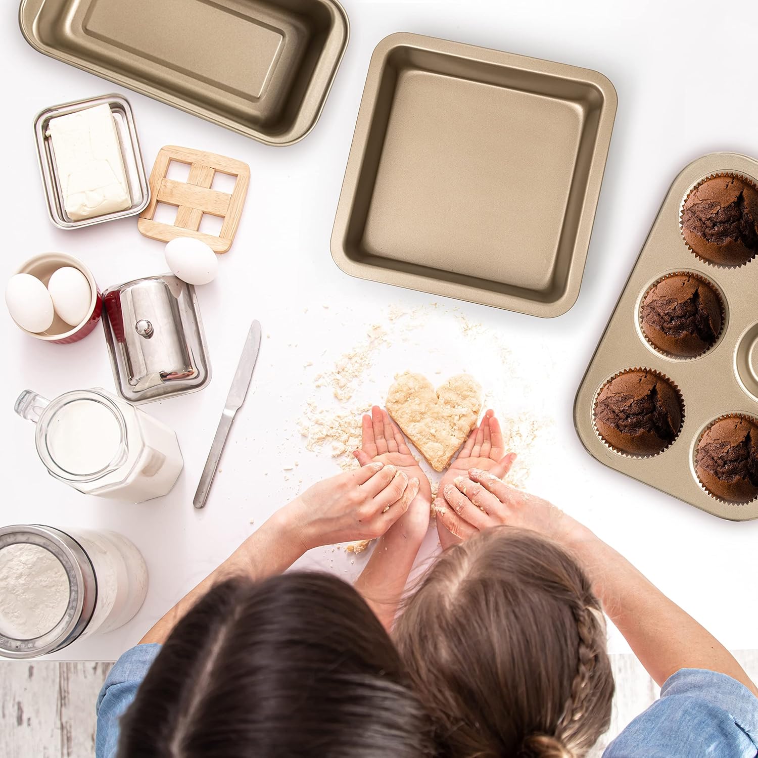 Moss & Stone 5 Piece Baking Pans Set, Carbon Steel Non-Stick PTFE Coating Oven Safe Baking Sheet Set, Bakeware Set With Heat Red Glove, Cookie Sheets For Baking Nonstick Set