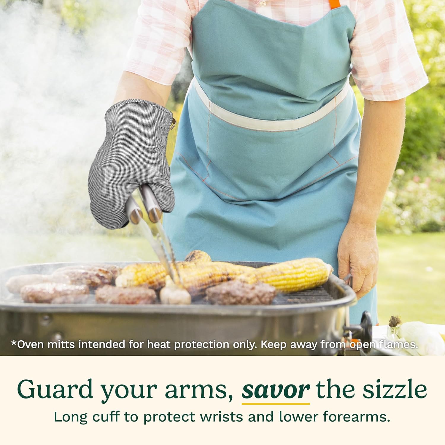 Cuisinart Heritage Kitchen Oven Mitts – Heat-Resistant Kitchen Mitts for Oven with Non-Slip Neoprene Palm, Long Cuff, and Cotton Filling – Durable Oven Gloves for Cooking, Baking, & Grilling