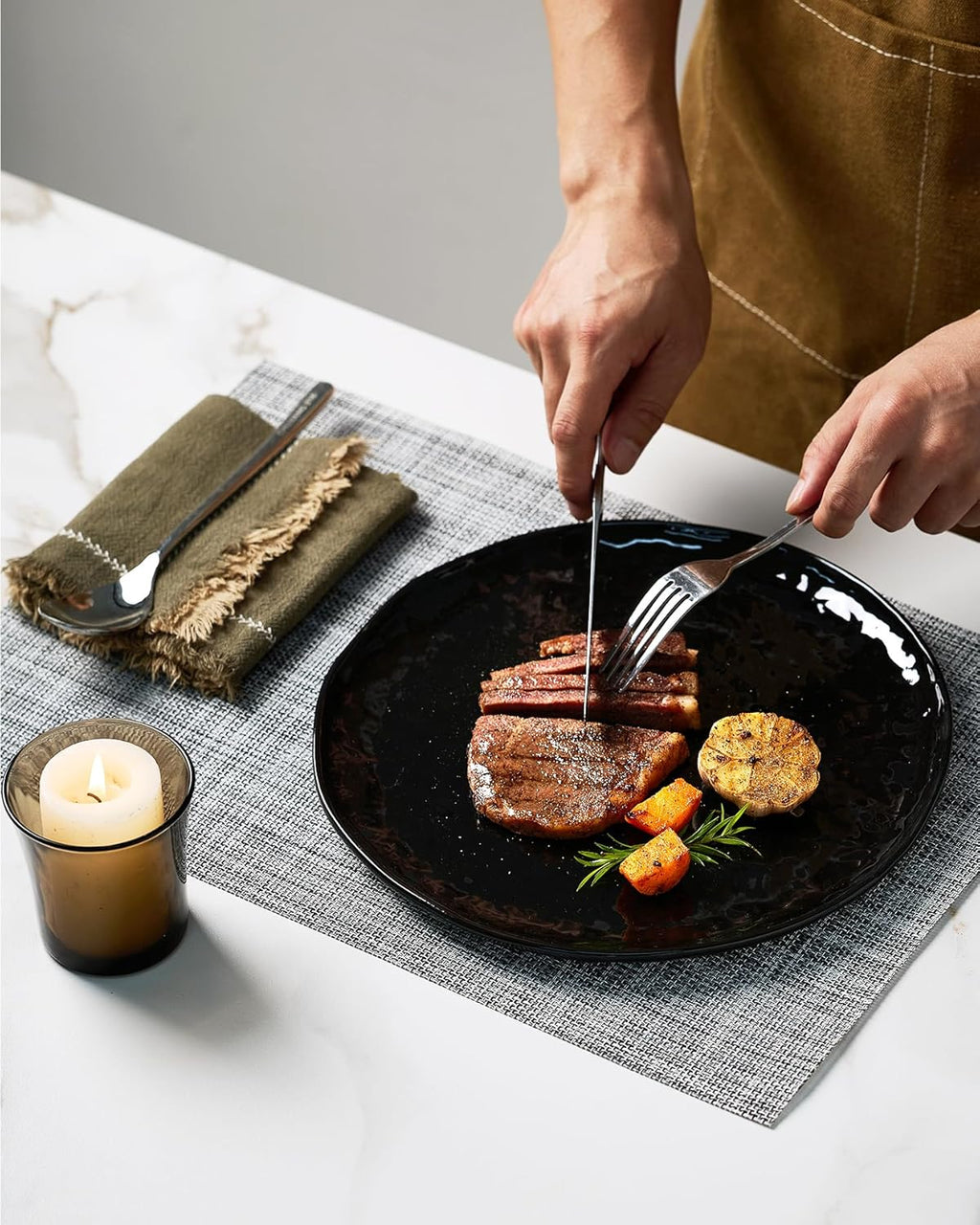 Famiware Porcelain kitchen plates and bowls set, Modern dishes set for 4, Handmade Wave Edge Dinnerware Sets, Microwave and Dishwasher Safe Tableware, Glossy-black (16pc)