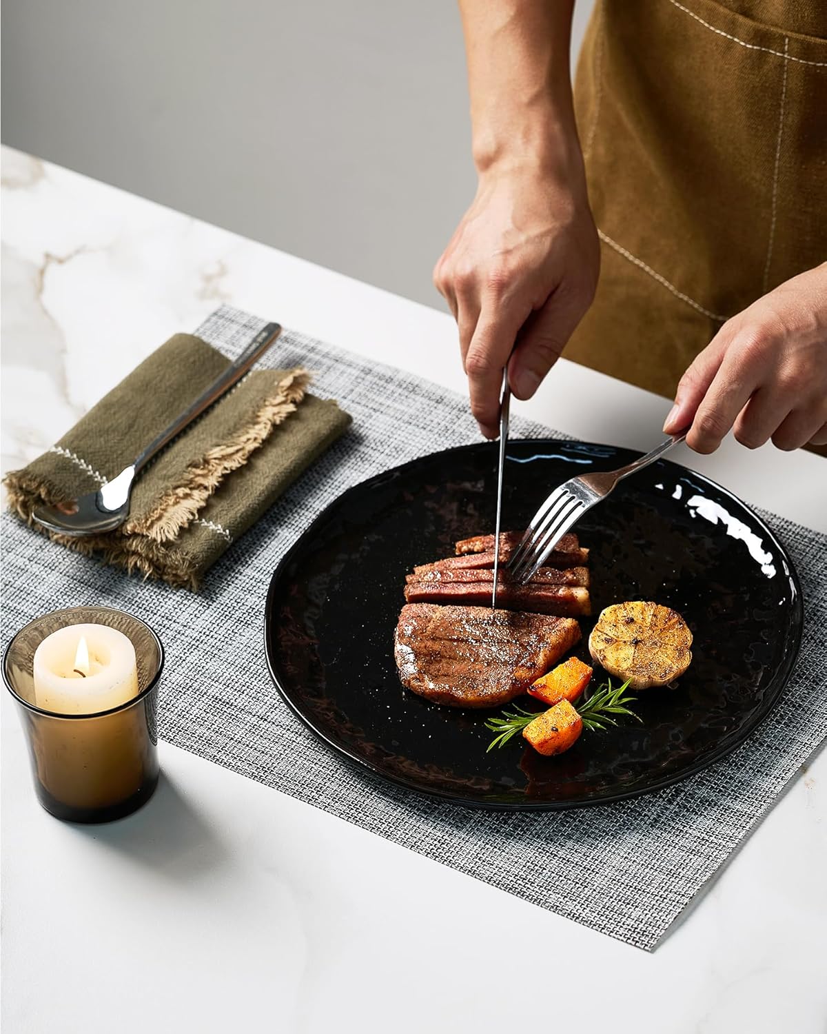 Famiware Porcelain kitchen plates and bowls set, Modern dishes set for 4, Handmade Wave Edge Dinnerware Sets, Microwave and Dishwasher Safe Tableware, Glossy-black (16pc)