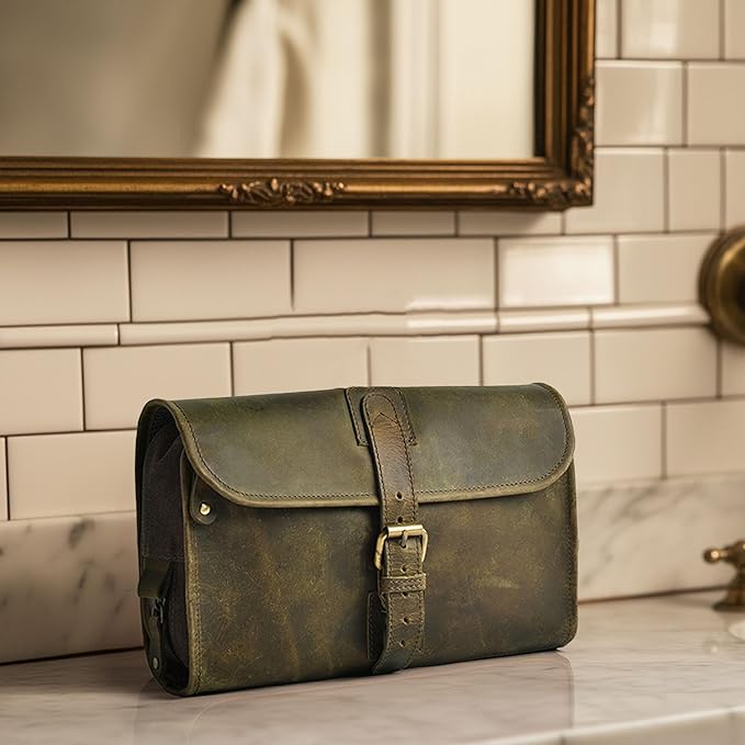 LEATHER VILLAGE Hanging Toiletry Bag for Men & Women, Handcrafted Vintage Cosmetic & Shaving Organizer Travel Dopp Kit- Mud