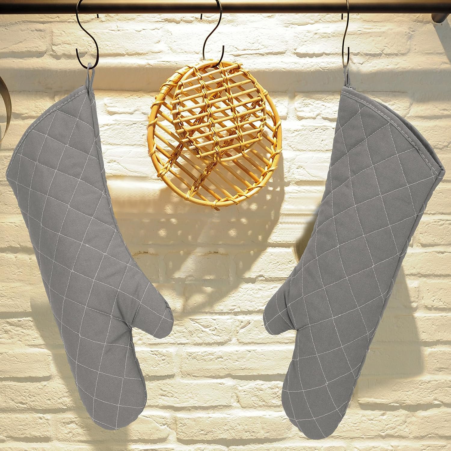 2 Pairs 17 Inch Extra Long Oven Mitts Heat Resistant Cotton Lining Oven Thick Gloves Kitchen Food Service Mittens for Pot Holders Cooking Baking BBQ, up to 482f (Grey)