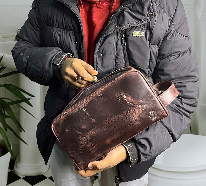 RUSTIC TOWN Leather Toiletry Bag for Men - Travel Shaving Dopp Kit - Bathroom Shower Toiletries Organizer - Leather Cosmetic Bag for Women (Walnut Brown)