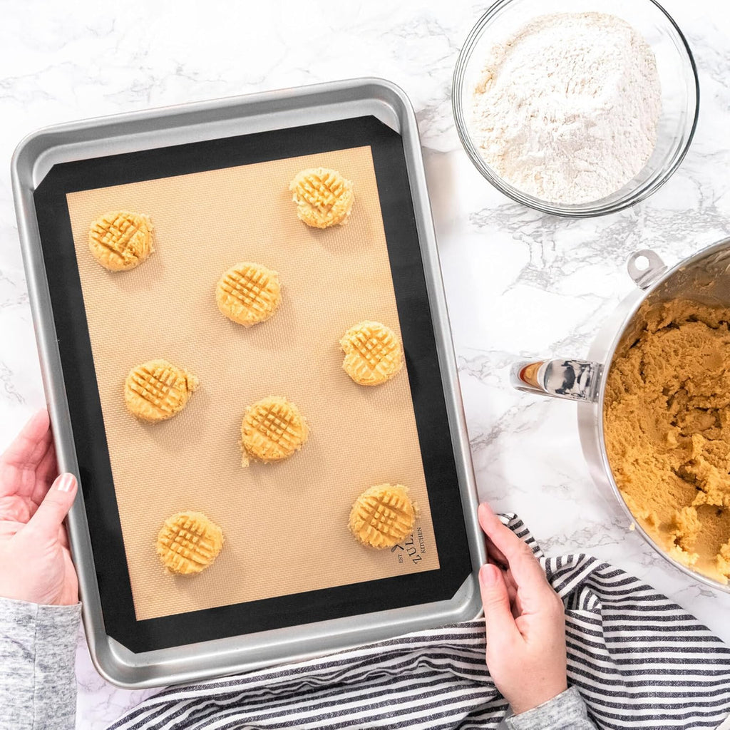 Zulay Kitchen Silicone Baking Mat Sheet Set - Reusable Baking Mat Nonstick - Half Sheet Baking Mat For Oven (Black, 3 Pack)