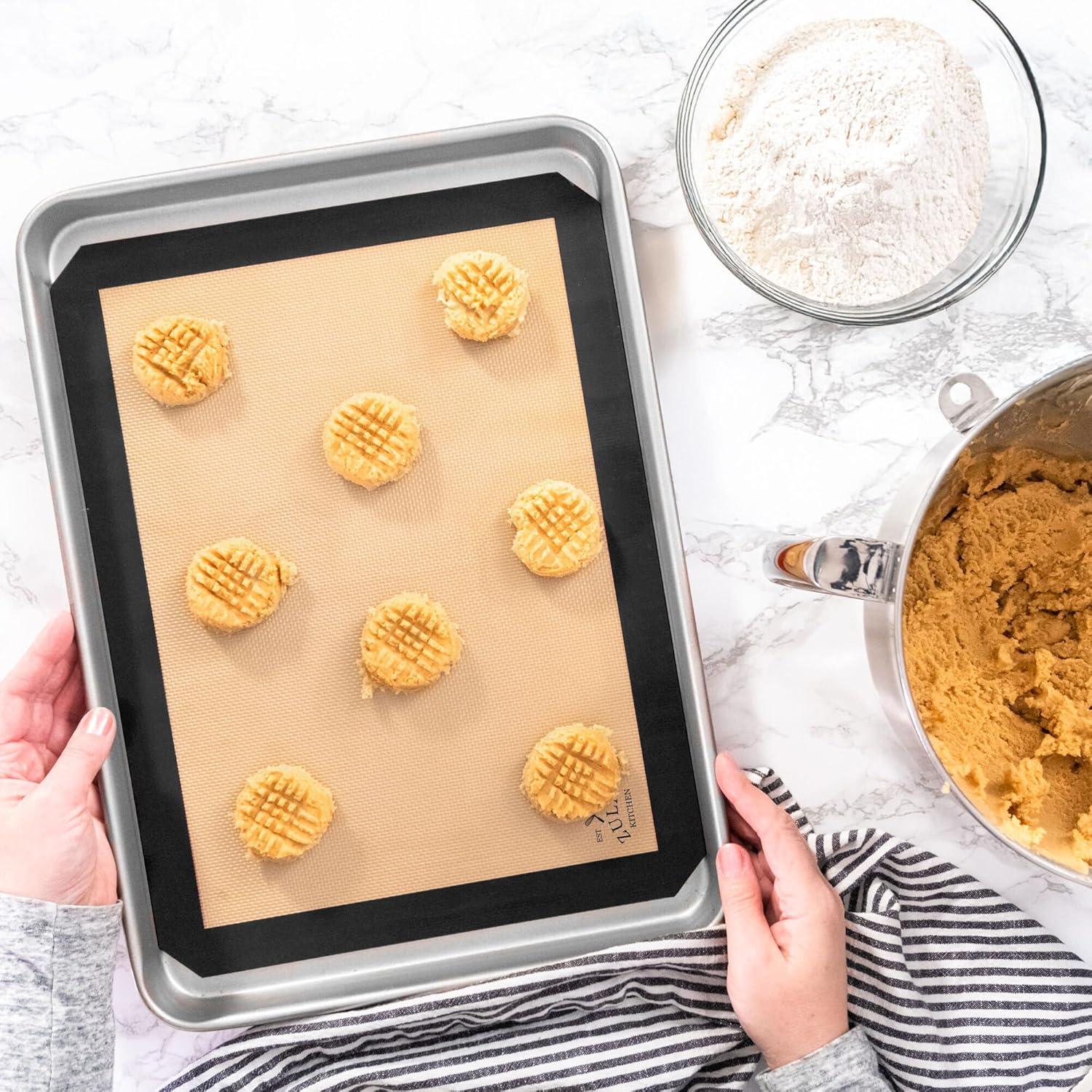 Zulay Kitchen Silicone Baking Mat Sheet Set - Reusable Baking Mat Nonstick - Half Sheet Baking Mat For Oven (Black, 3 Pack)