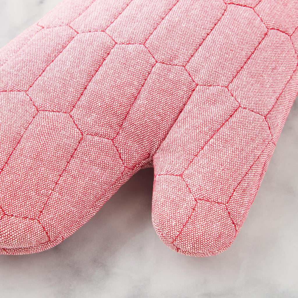 MARTHA STEWART Honeycomb Quilted Chambray Oven Mitt 2-Pack Set, 100% Cotton, Heat Resistant, Flexible Grip, Red, 7"x13"