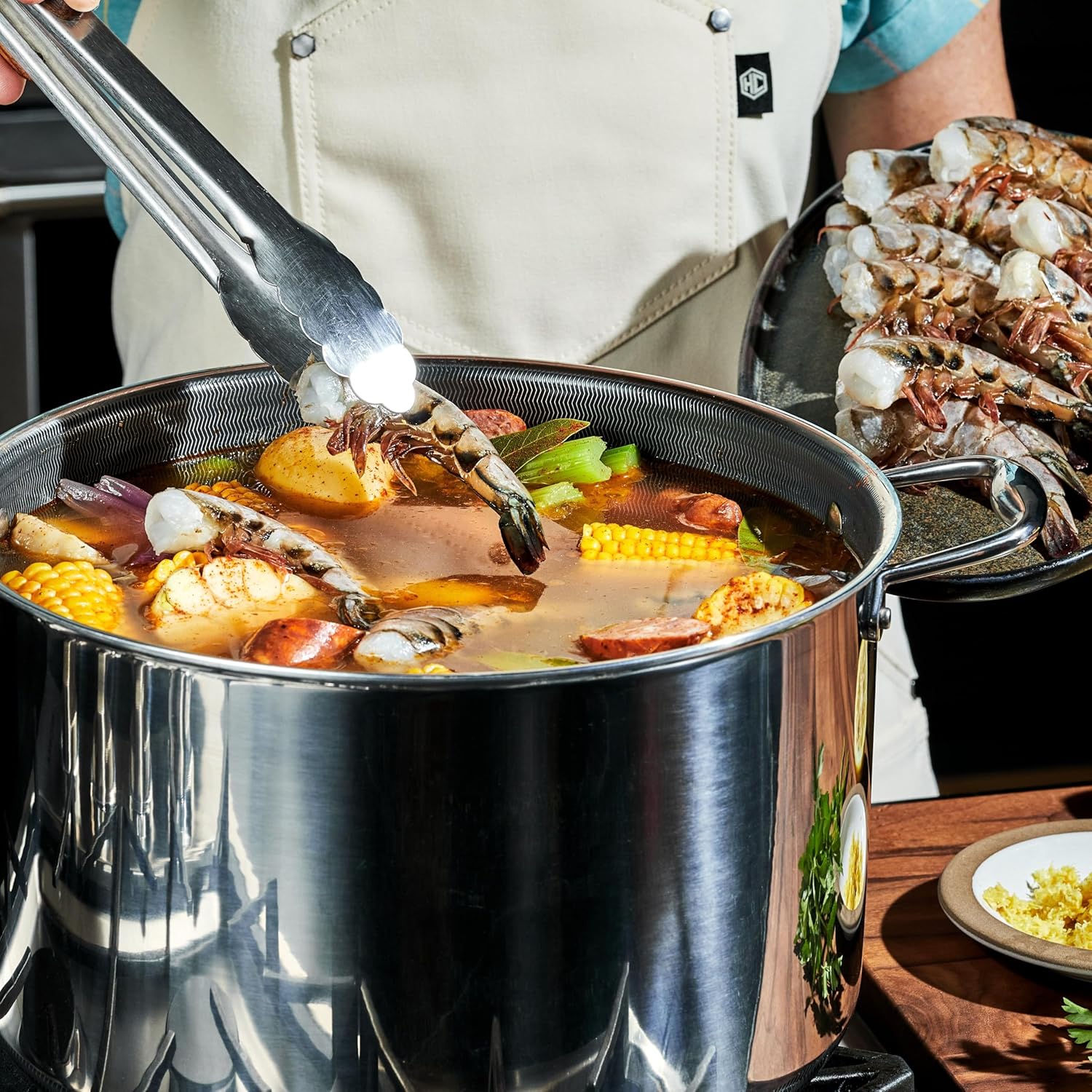 HexClad Hybrid Nonstick 12-Quart Stockpot with Tempered Glass Lid, Stay-Cool Handles, Dishwasher-Friendly, Oven-Safe Up to 900°F, Induction Ready, Compatible with All Cooktops