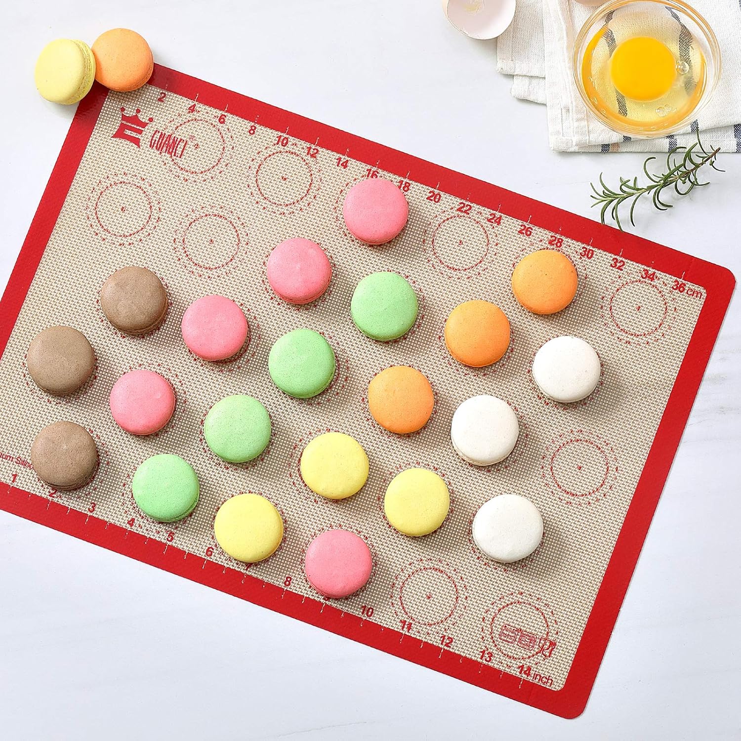 Silicone Baking Mat Set of 6, GUANCI Grade Food Baking mats Non-Stick Reusable Pizza Bakeware Mat for Making Macaroon, Pizza, Cookie, Pastry, Bread, Bun（Red）