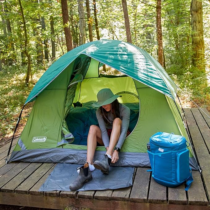 Coleman Sundome 4-Person Tent with Rainfly, Weatherproof Tent Sets Up in 10 Mins