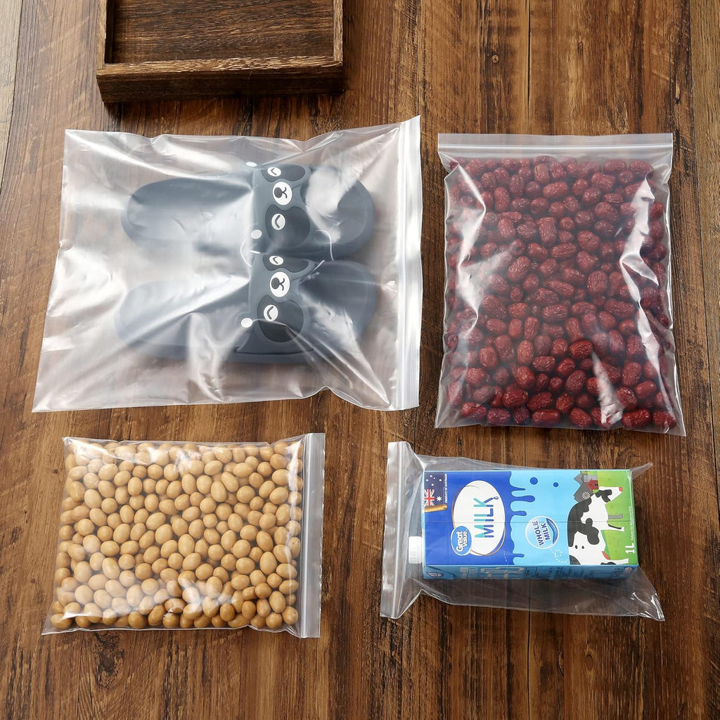 16" x 20" Large Thick 2.4 Mil Clear Zip Seal Lock Poly Bags Reclosable Plastic Bags Clothing T-Shirts Shoes Toys Snack Zipper Bag (30 Pack）