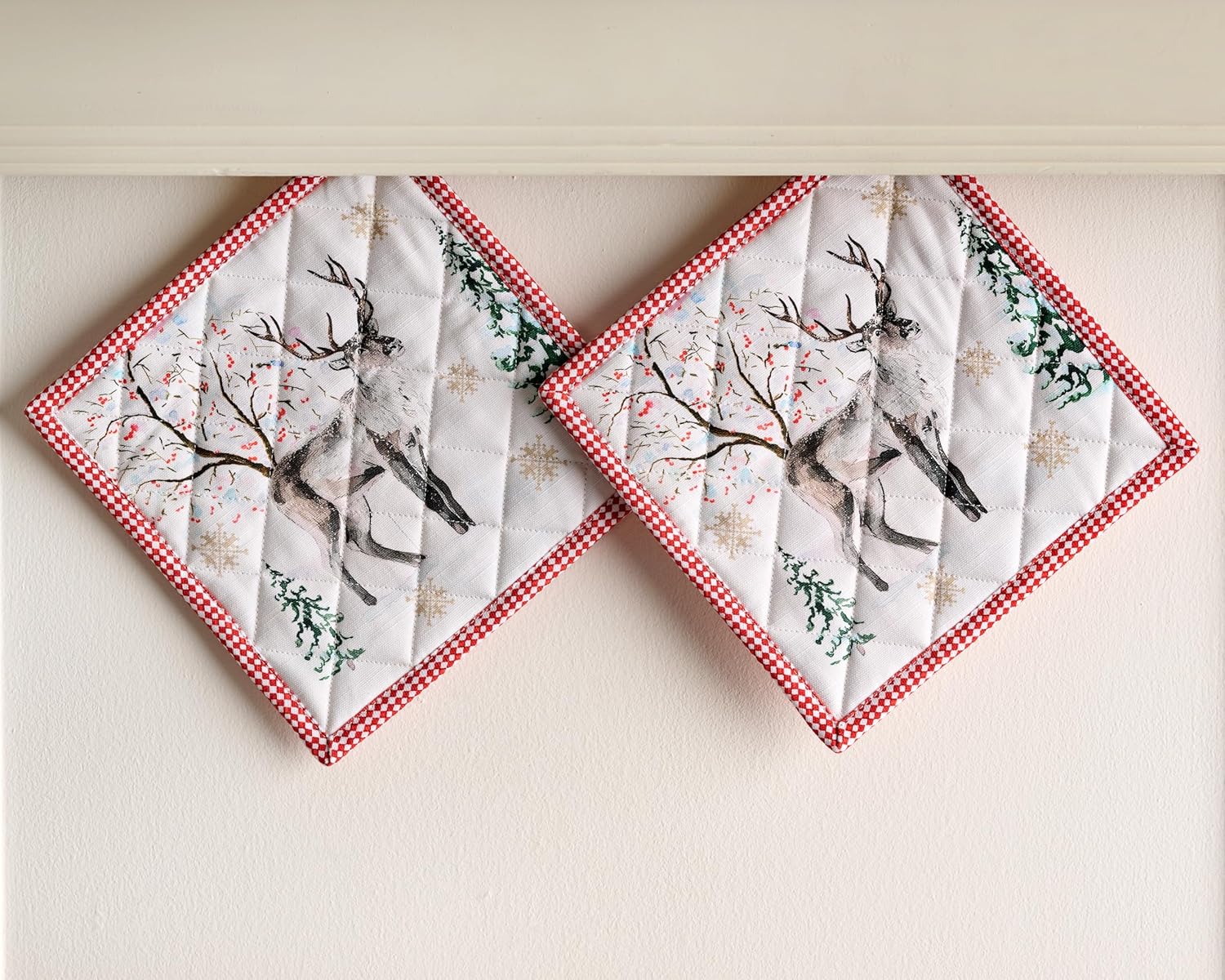 Maison d' Hermine Pot Holders Set 100% Cotton Heat Resistant Potholders 8" x 8" Hot Pads with Loop BBQ, Cooking, Baking, Grilling, Kitchen, Handling Hot Pans (Pack of 2, Rural Christmas)