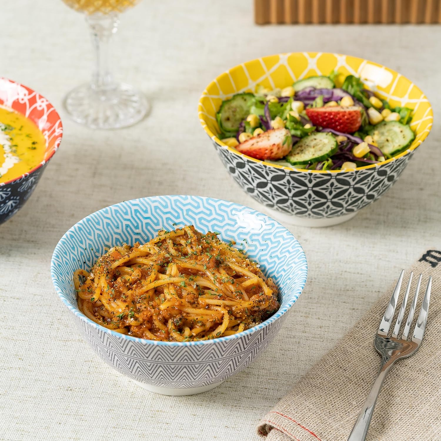 Bowl Set of 4, 23 OZ Large Colorful Bowls Set, 6 Inches Boho Bowls, Bohemia Ceramic Bowls for Kitchen Soup Cereal Salad, Dishwasher and Microwave Safe