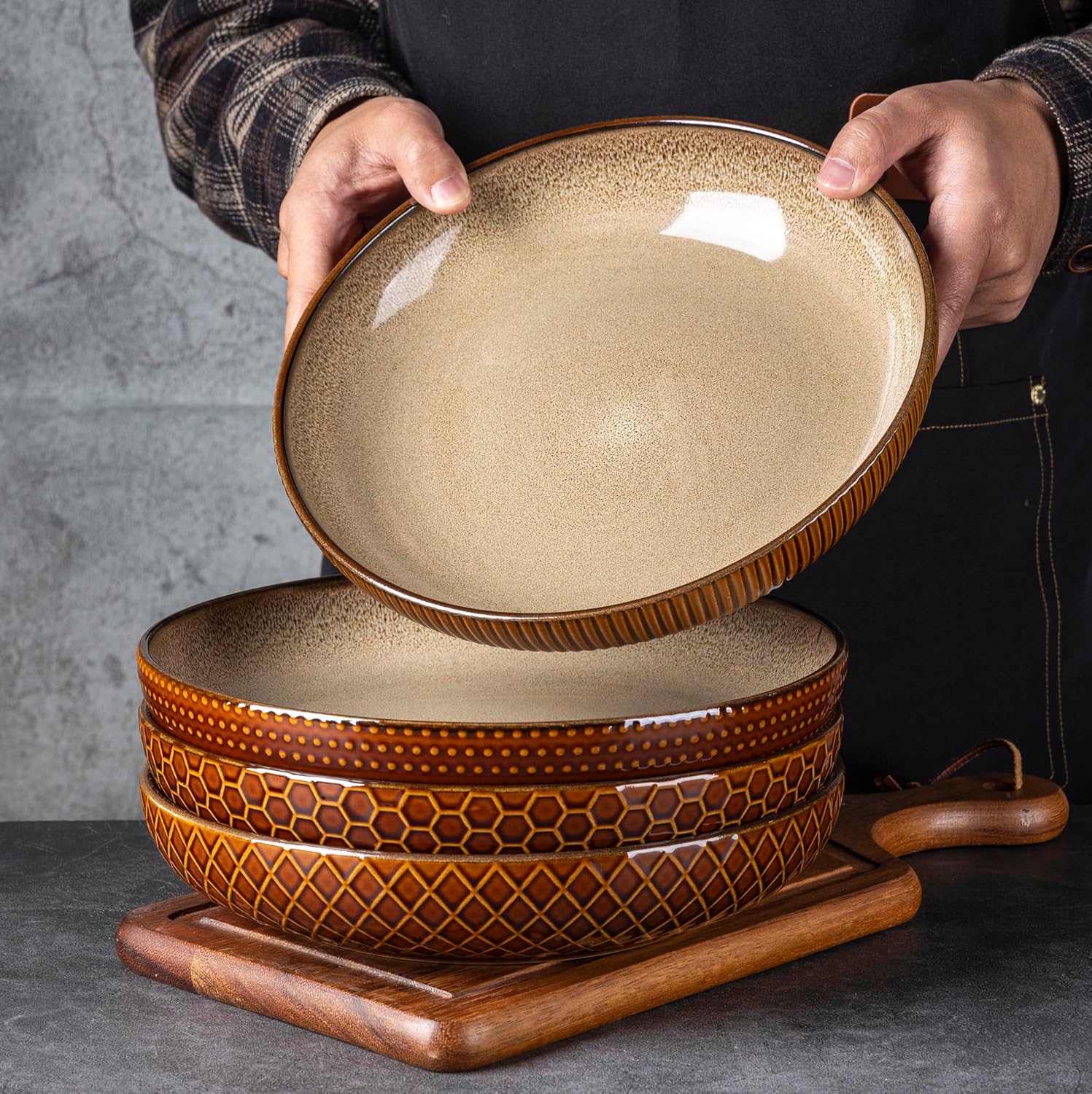 GBHOME 9.5'' Large Pasta Bowls, 42 Ounce Stoneware Salad Bowls for Kitchen, Ceramic Serving Bowls With Textured Pattern for Pasta,Fruit, Stews,Noodle, House-warming Gift, Set of 4-Caramel