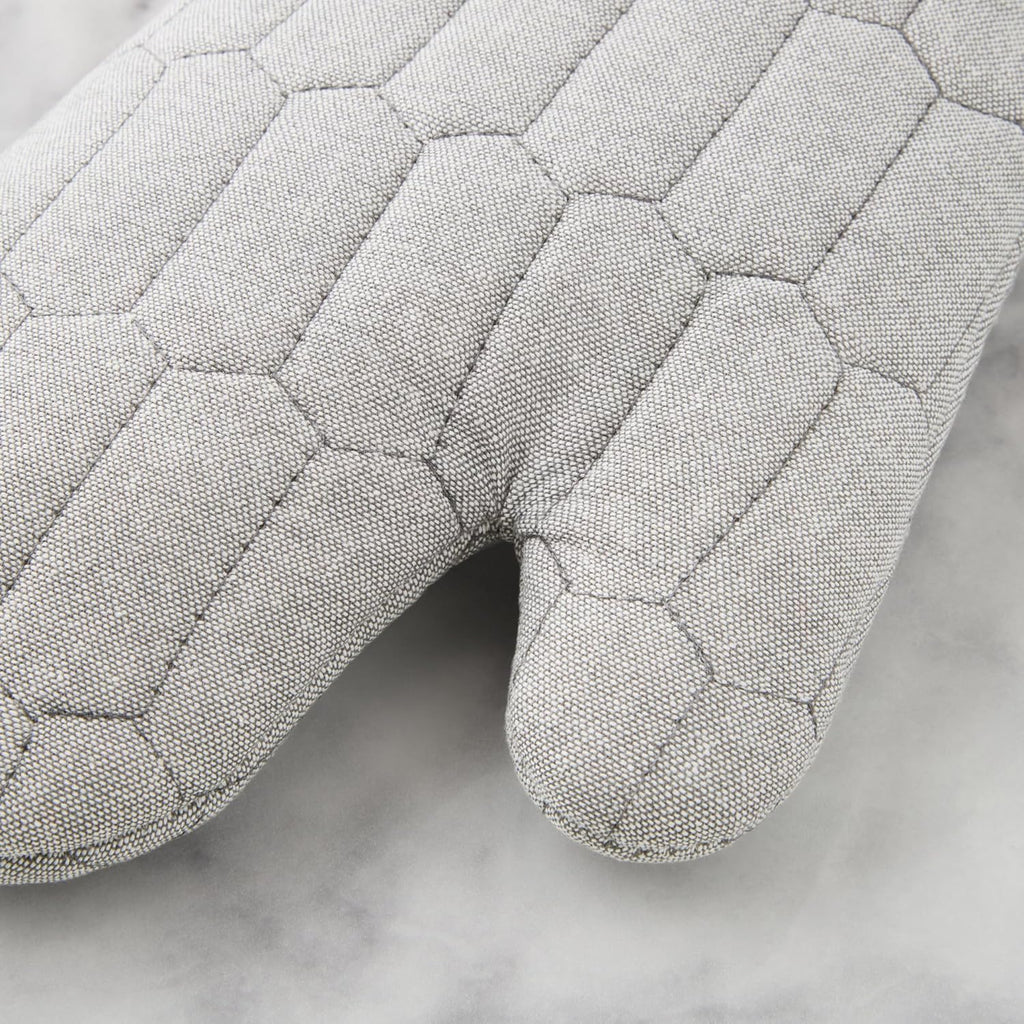 MARTHA STEWART Honeycomb Quilted Chambray Oven Mitt 2-Pack Set, 100% Cotton, Heat Resistant, Flexible Grip, Grey, 7"x13"