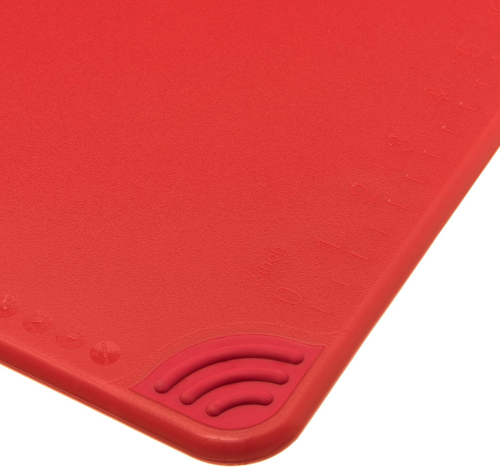 San Jamar Saf-T-Grip Plastic Cutting Board with Safety Hook, 12" x 18" x 0.5", Red