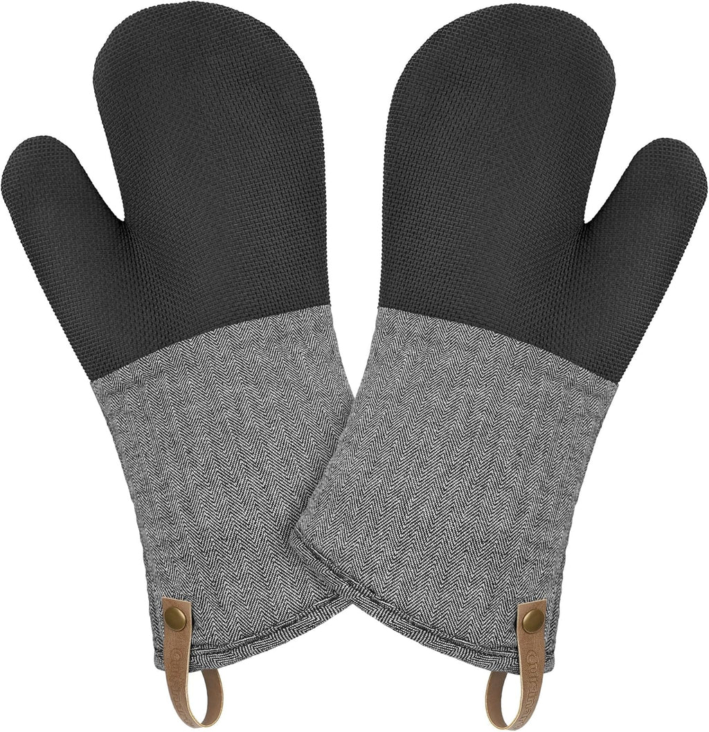Cuisinart Heritage Kitchen Oven Mitts – Heat-Resistant Kitchen Mitts for Oven with Non-Slip Neoprene Palm, Long Cuff, and Cotton Filling – Durable Oven Gloves for Cooking, Baking, & Grilling